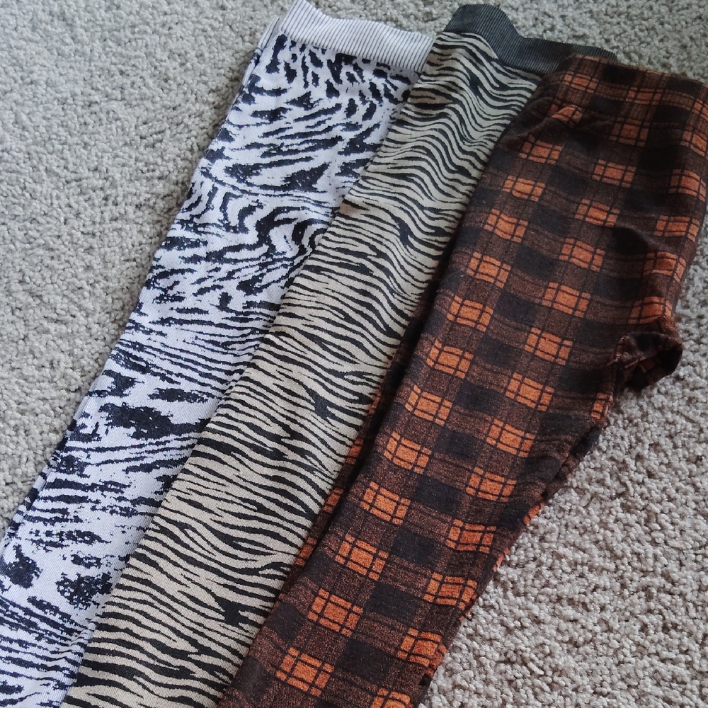 Stylish Women's Patterned Leggings Set